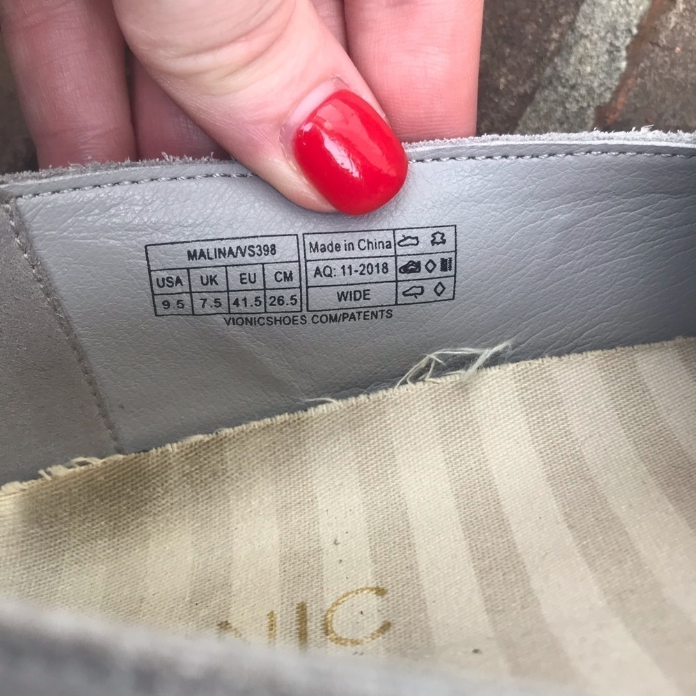 VGUC Vionic Malina Perforated Suede Slip On Shoes in Gray | Size 9.5 - Picture 3 of 11